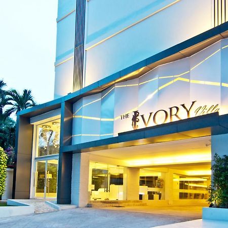 The Ivory Villa Pattaya Buitenkant foto