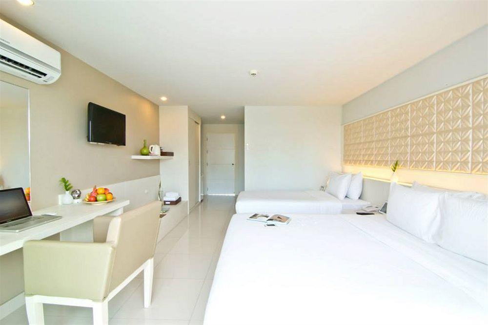 The Ivory Villa Pattaya Buitenkant foto